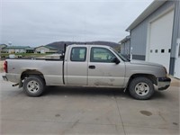 2004 Chevy 1500 4WD pickup