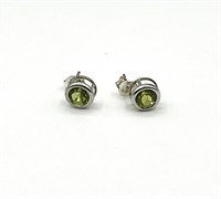 Sterling Silver Natural Peridot (1.8ct) Earring,