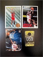 Lot of 3 Michael Jordan NBA Fleer 93-94 Cards