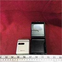 Sanyo Portable Shaver & Case (Vintage)