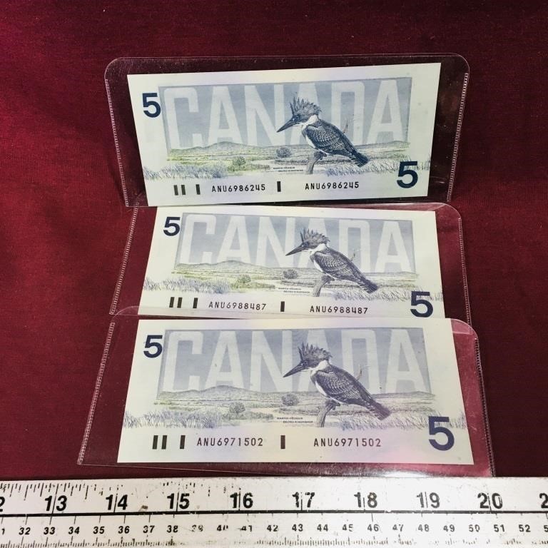 Lot Of 3 1986 Canada $5 Banknote Paper Money Bills