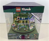 *LPO* Lego Friends display box  14 x 15 x 16