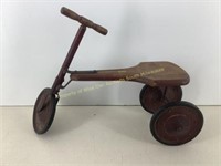 *LPO* Kiddo 3 wheel scooter  26" long x 18" tall x