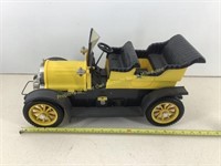 * Vtg Remco battery operated car  Not tested