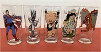 *(5) Superman and Looney Tunes 16 0Z Glasses for a