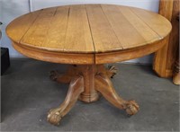 Round Clawfoot Table
