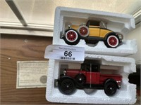 Two 1:24 diecast collectors cars