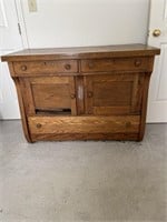Vintage oak sideboard 3 dovetail drawers 2 on t