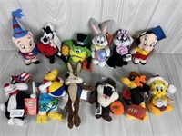 A LOONEY TUNES YEAR 2000 COMPLETE SET OF 12