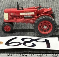 Farmall 350 Tractor Model