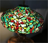 Lot #51 - Vintage Leaded Glass Table Lamp