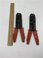 2 pairs of electrical wire strippers