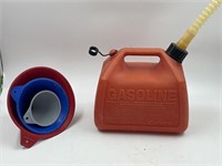 -3 assorted size funnels with 1 gas can