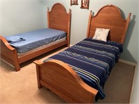 2 twin beds & dresser