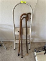 Step stool & 3 canes
