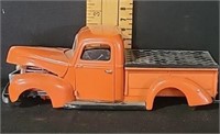 Ford Pickup 1940 orange platic model car -missing