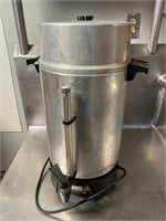 West Bend 100 Cup Brewing Coffee Urn