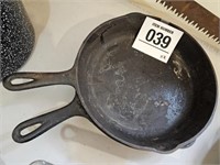 Cast iron pans 11" d