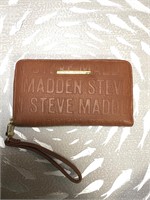 Steve madden brown leather, zip up wallet