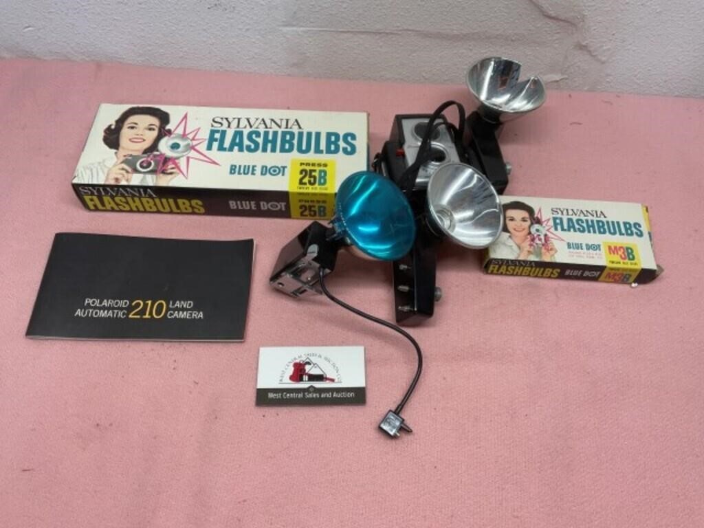 Flashbulbs and vintage camera equipment