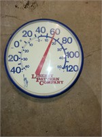 Patio thermometer