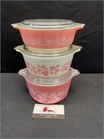 Pyrex Gooseberry Dishes