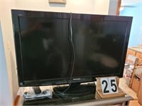 Panasonic 37' TV with Remote (Works)
