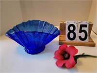Blue American Glass Vase ~ Glass Flower