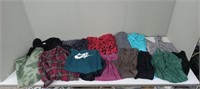 WOMENS ASST CLOTHING SIZE (L) SWEATERS & MORE