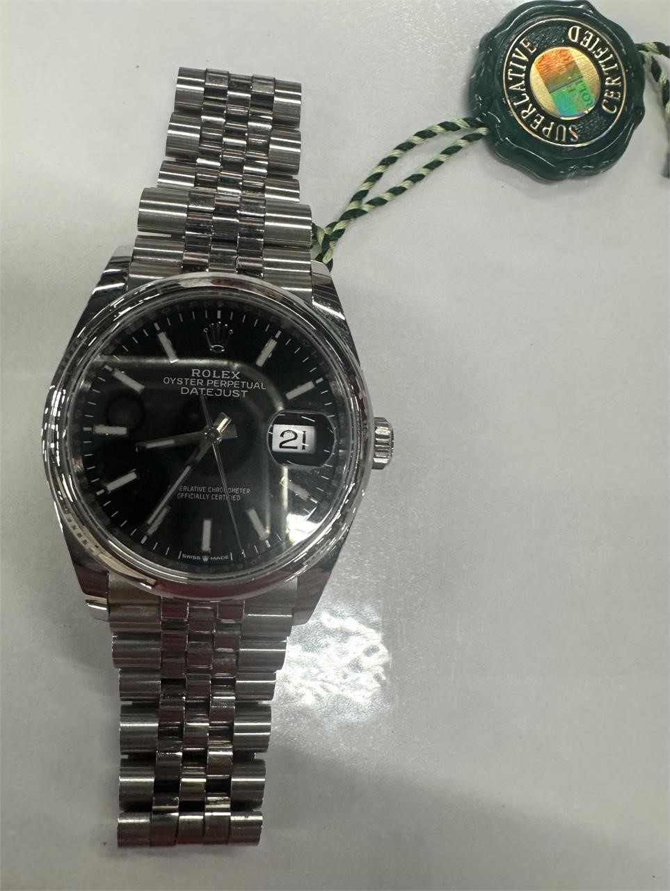Rolex. Néw condition. Box and papers