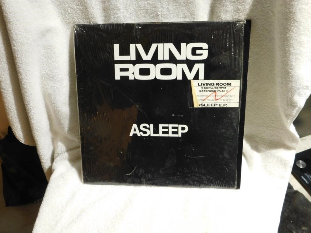 Living Room-Asleep