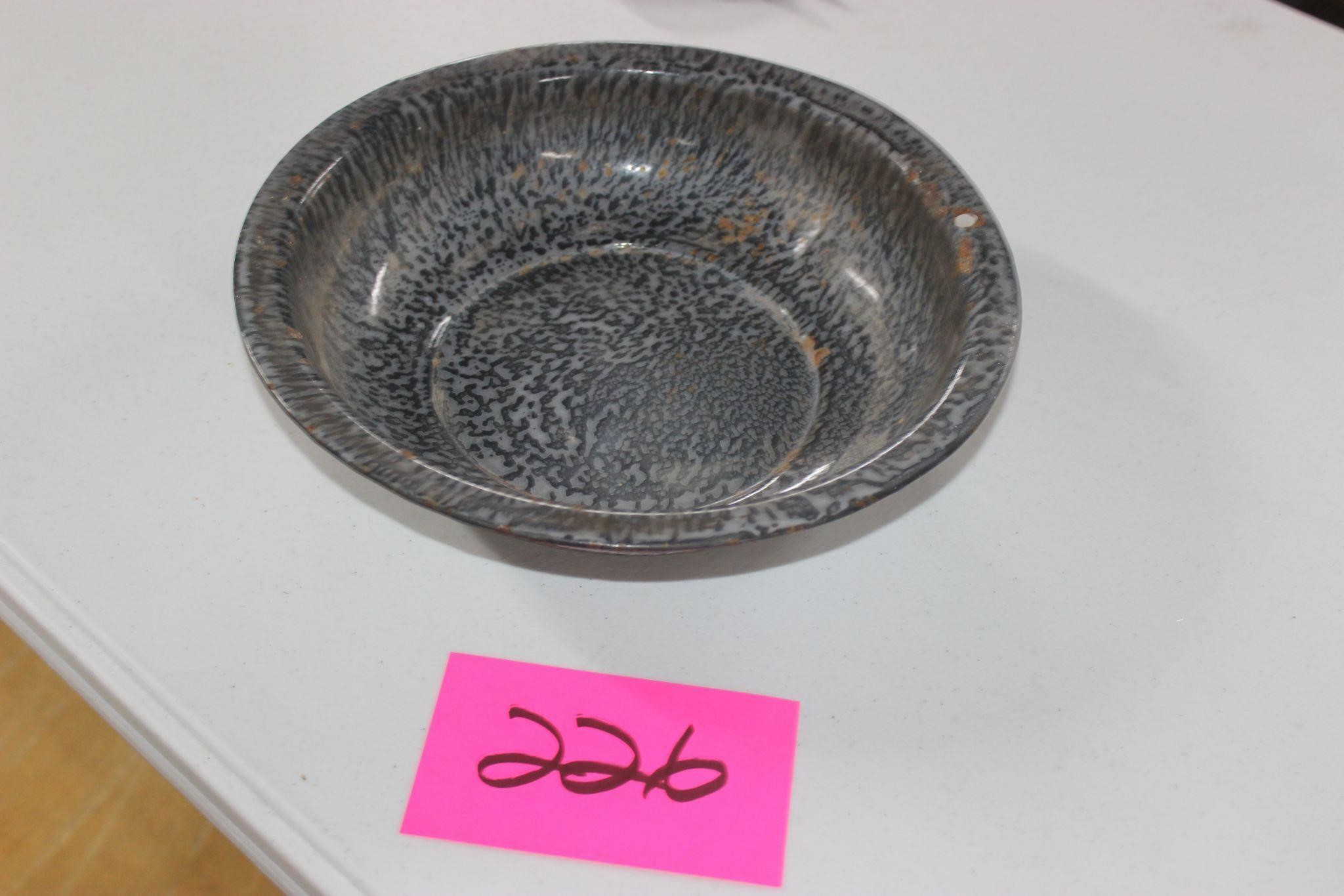 Graniteware bowl
