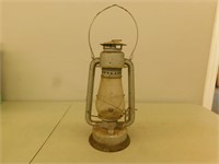 Beacon Kerosene Lantern 14 in tall