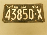Collectible 1961 Ontario Licence Plate