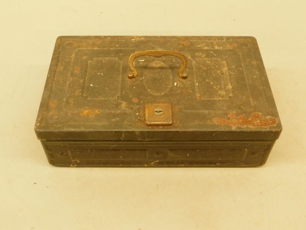 Metal Cash Box - 8 x 13 x 4
