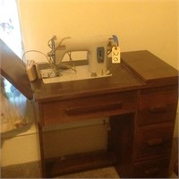 Brother sewing machine in cabinet