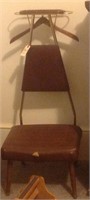 vintage Pearl Wick vallet dressing chair  (Men's B