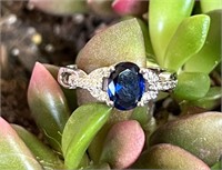 BLUE SAPPHIRE AND STERLING SILVER RING