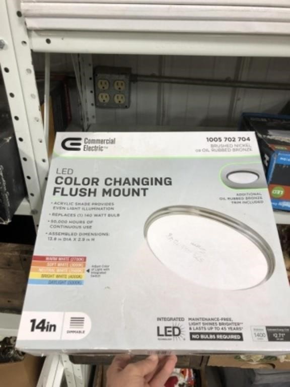 COLOR CHANGING LIGHT