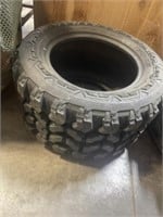 AT 27/11.00R14 TIRE
