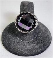 Sterling Amethyst Ring 15 Grams Size 8