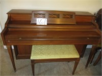 Piano with stool, Kimball