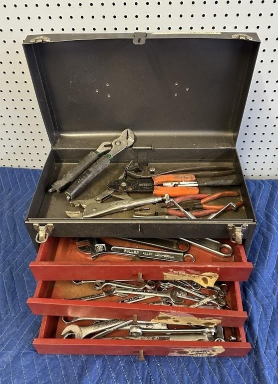 TOOL BOX LOADED WITH TOOLS