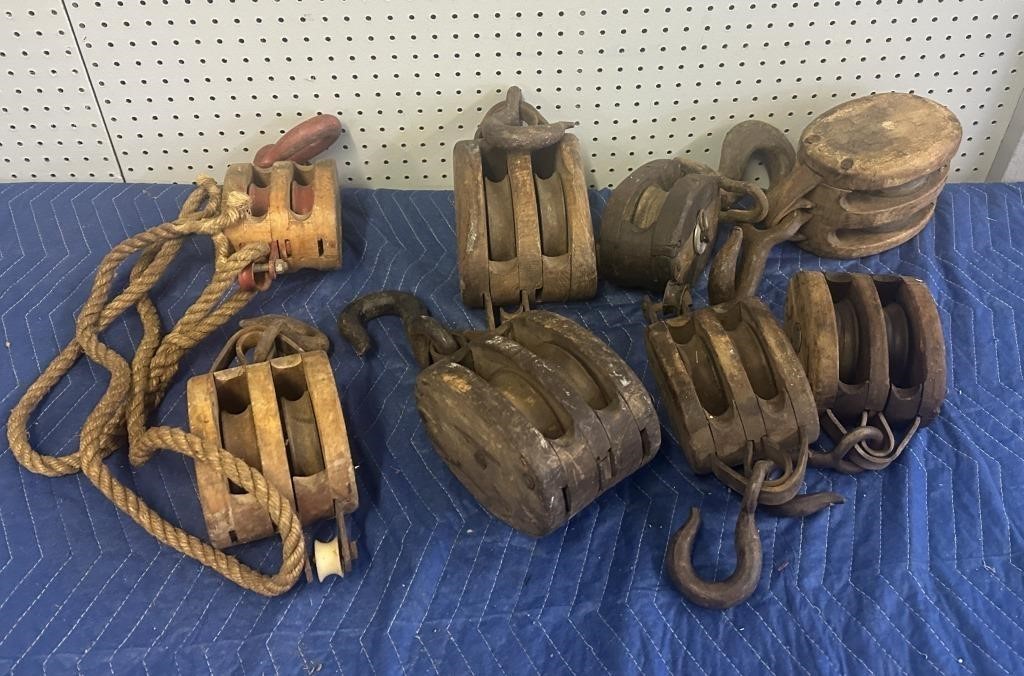 LOT OF PULLEY WOOD IRON SNATCH BLOCKS