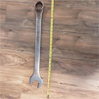 Huge wrench