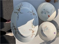 Vintage serving tray and bowls