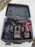 Snap-On  14.4 volt impact driver charger &