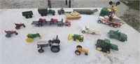 Ertl John Deere, IH, & More Tractors, Army