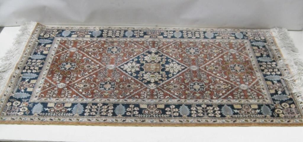24"x 36" Hand Knotted Silk Carpet