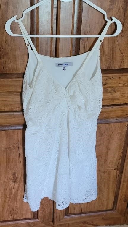 Bailey Blue Brand White Lace Dress Size M